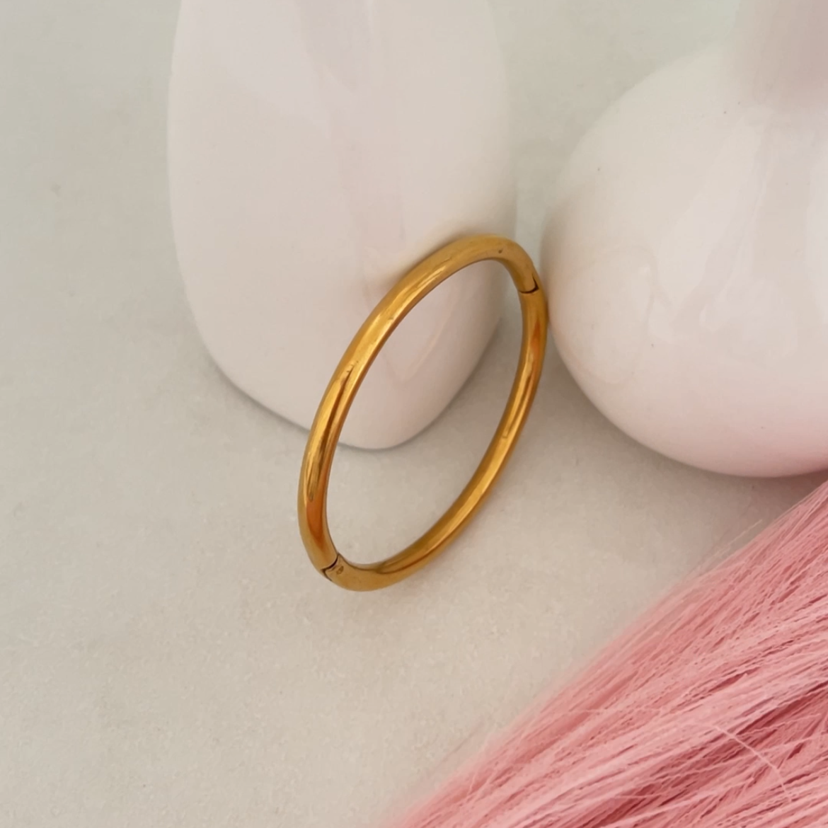 Plain Sleek Bangle Bracelet