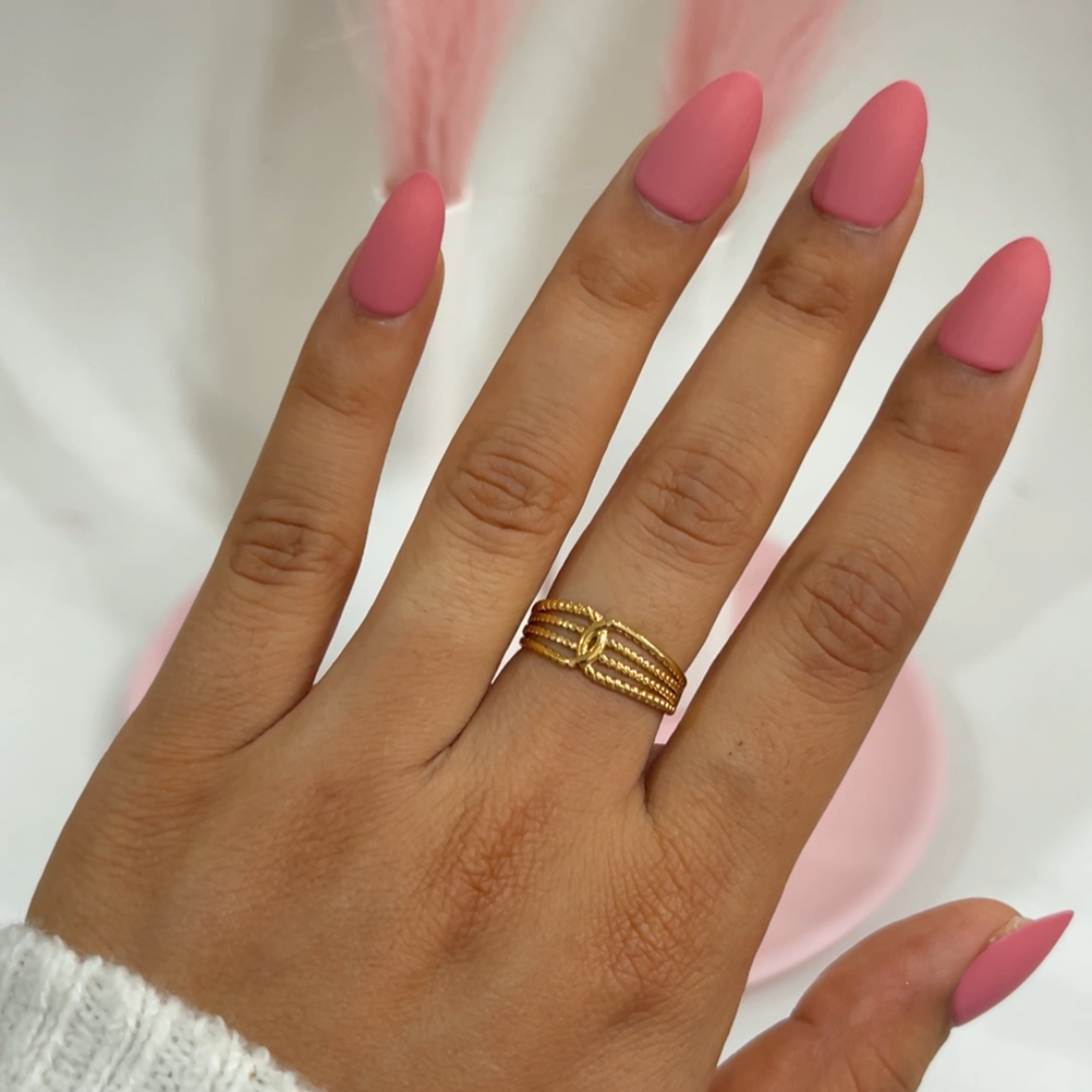 Hammered Promise Loop Ring