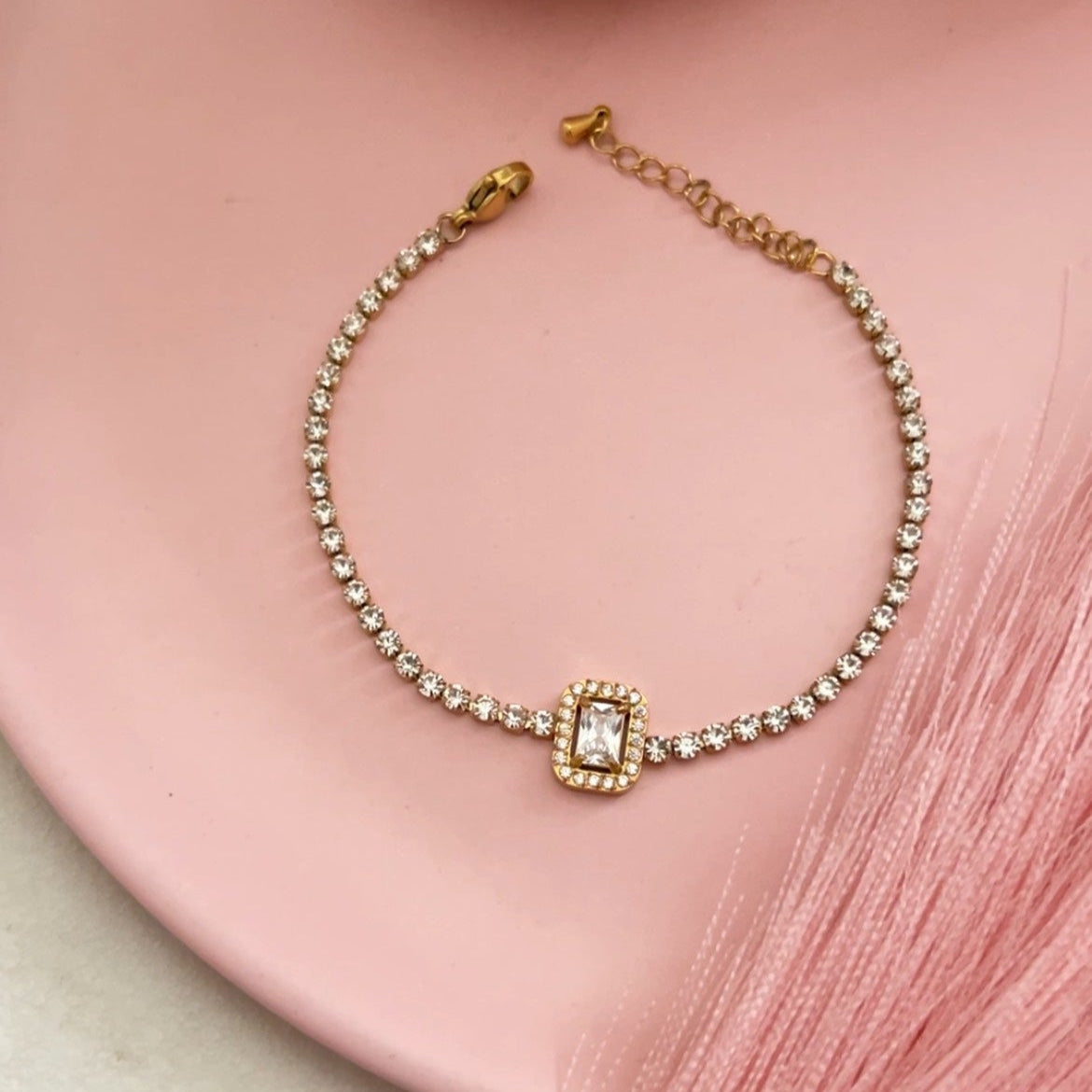 Luxe Line Bracelet