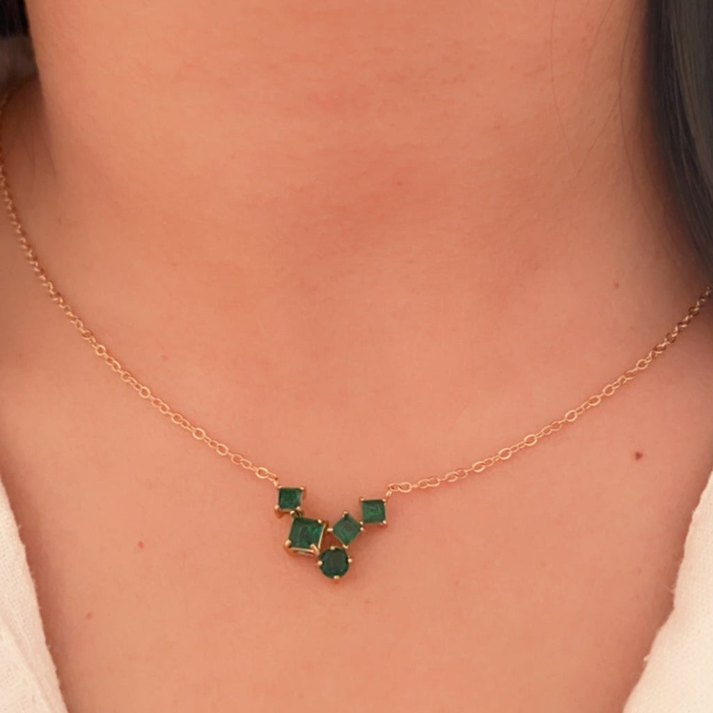 Dew Green Necklace