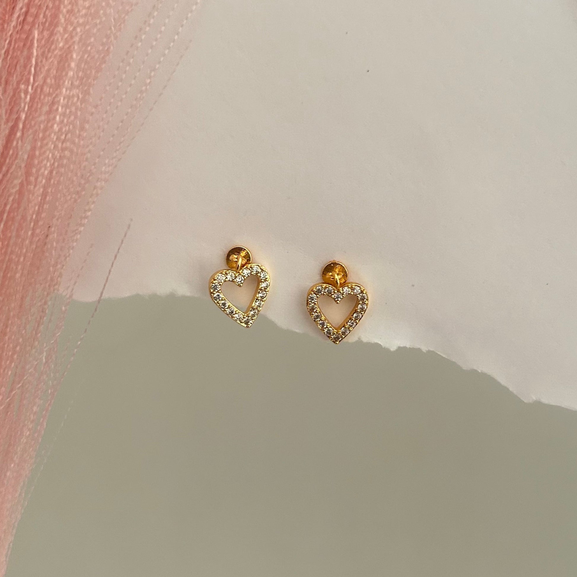 Mini Heart Dangling Earings with ball back