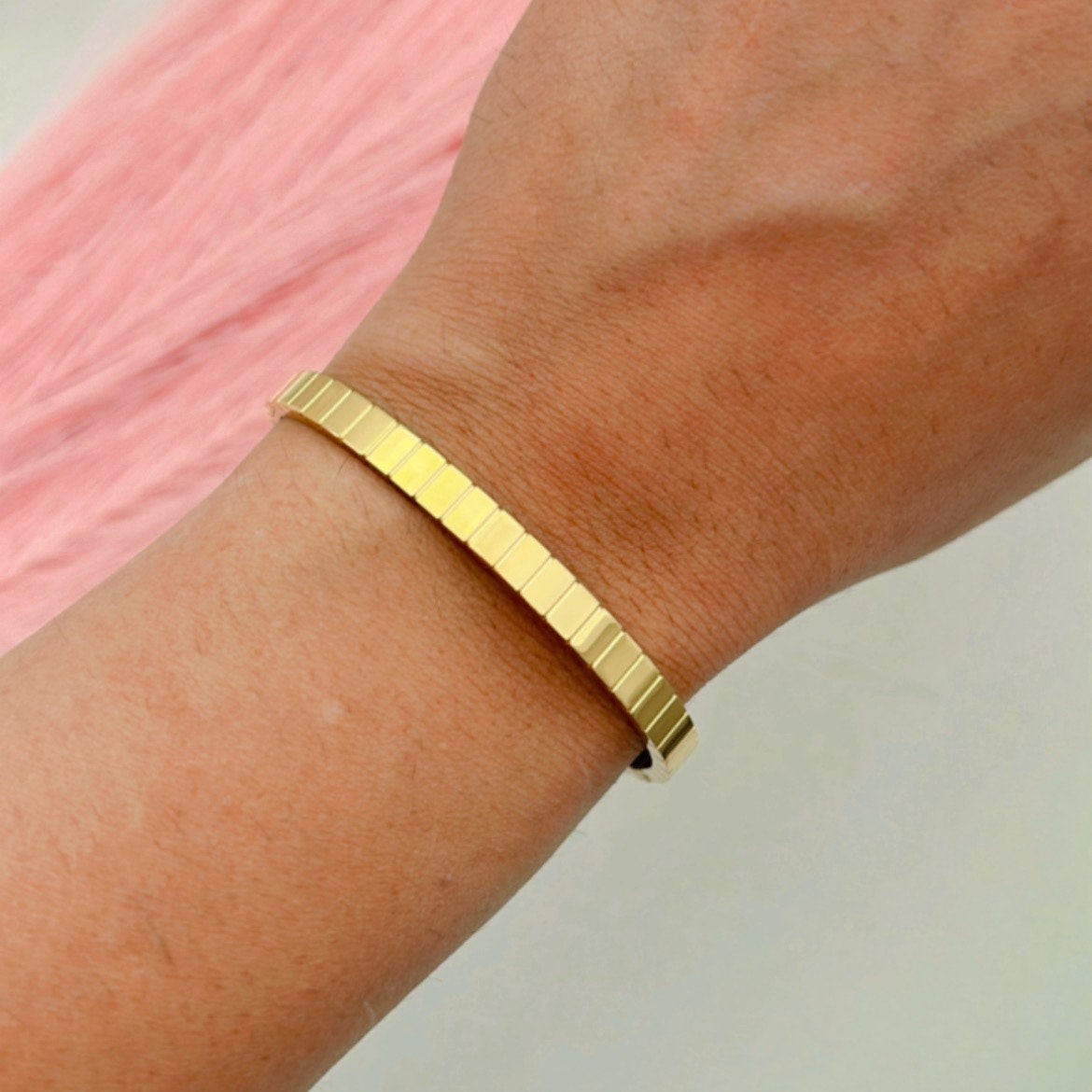 Plain Sleek Bracelet