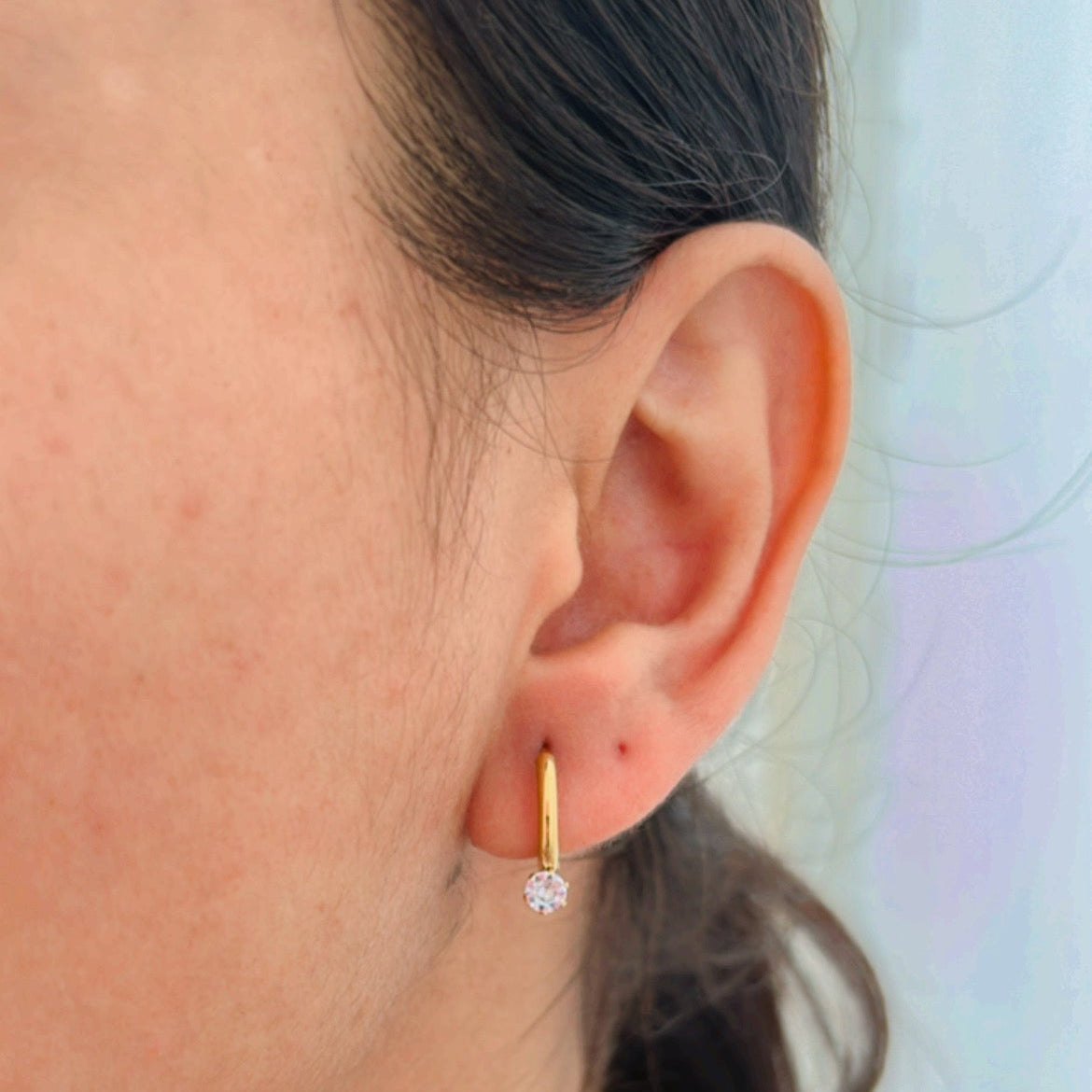 Crystal Glow Dangler Earings