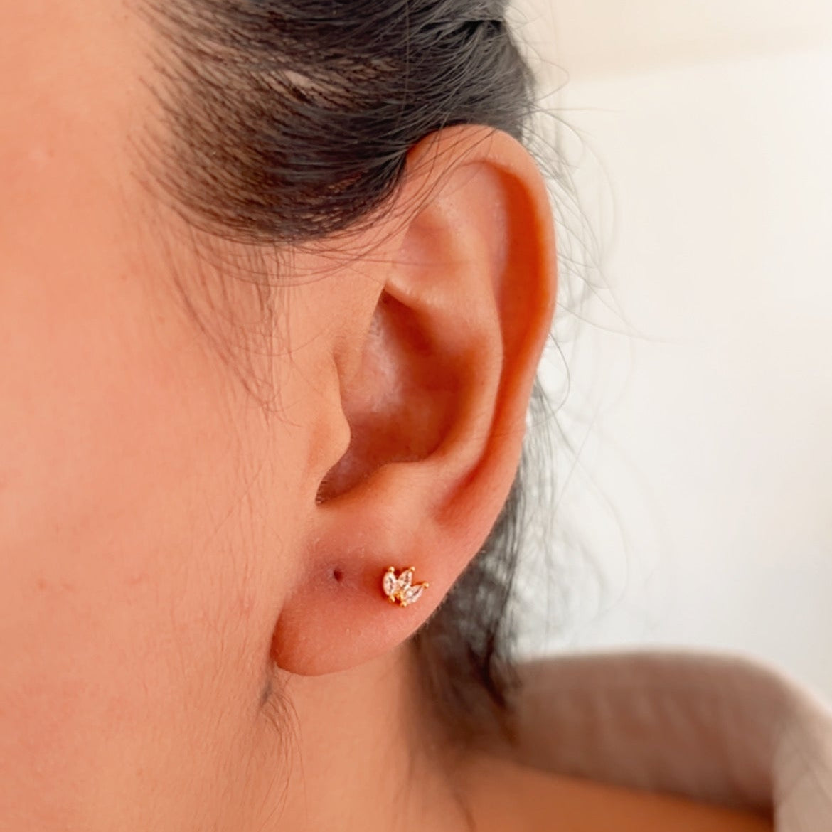Tiny Ball back Stud - II