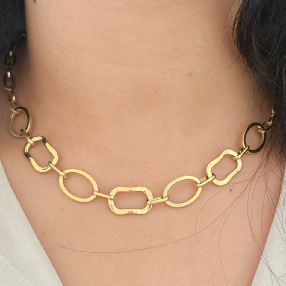 Linked Elegance Necklace