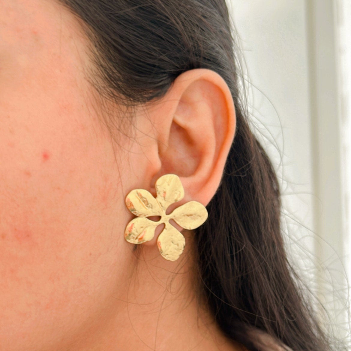 Luxe Flora Stus Earings