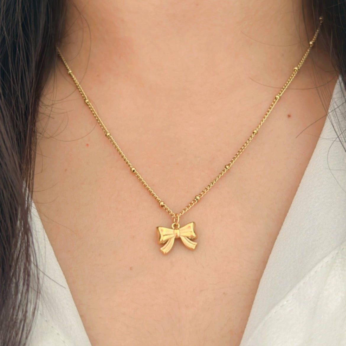 Tinny Bow Necklace