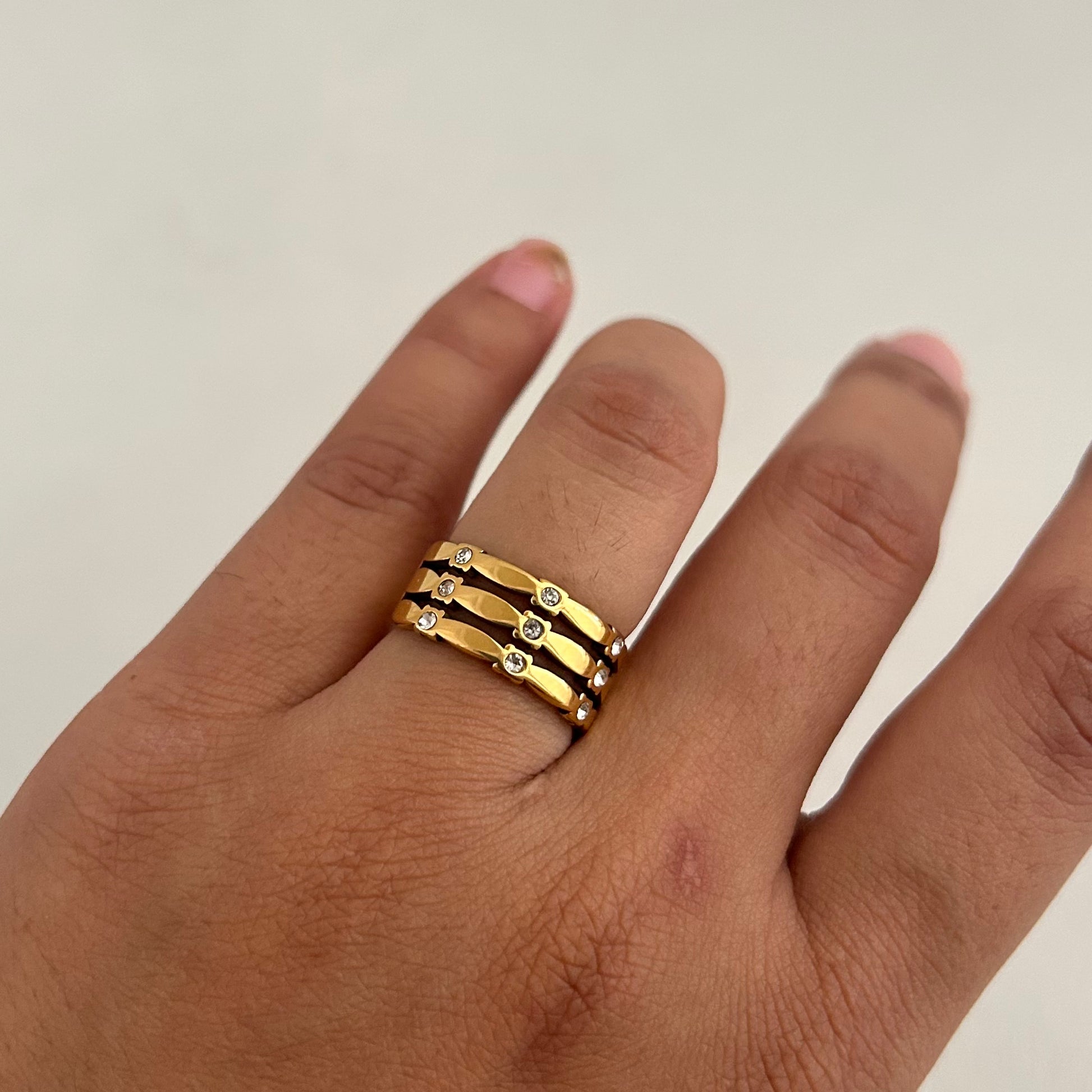 Trinity Luxe Gold Band Ring
