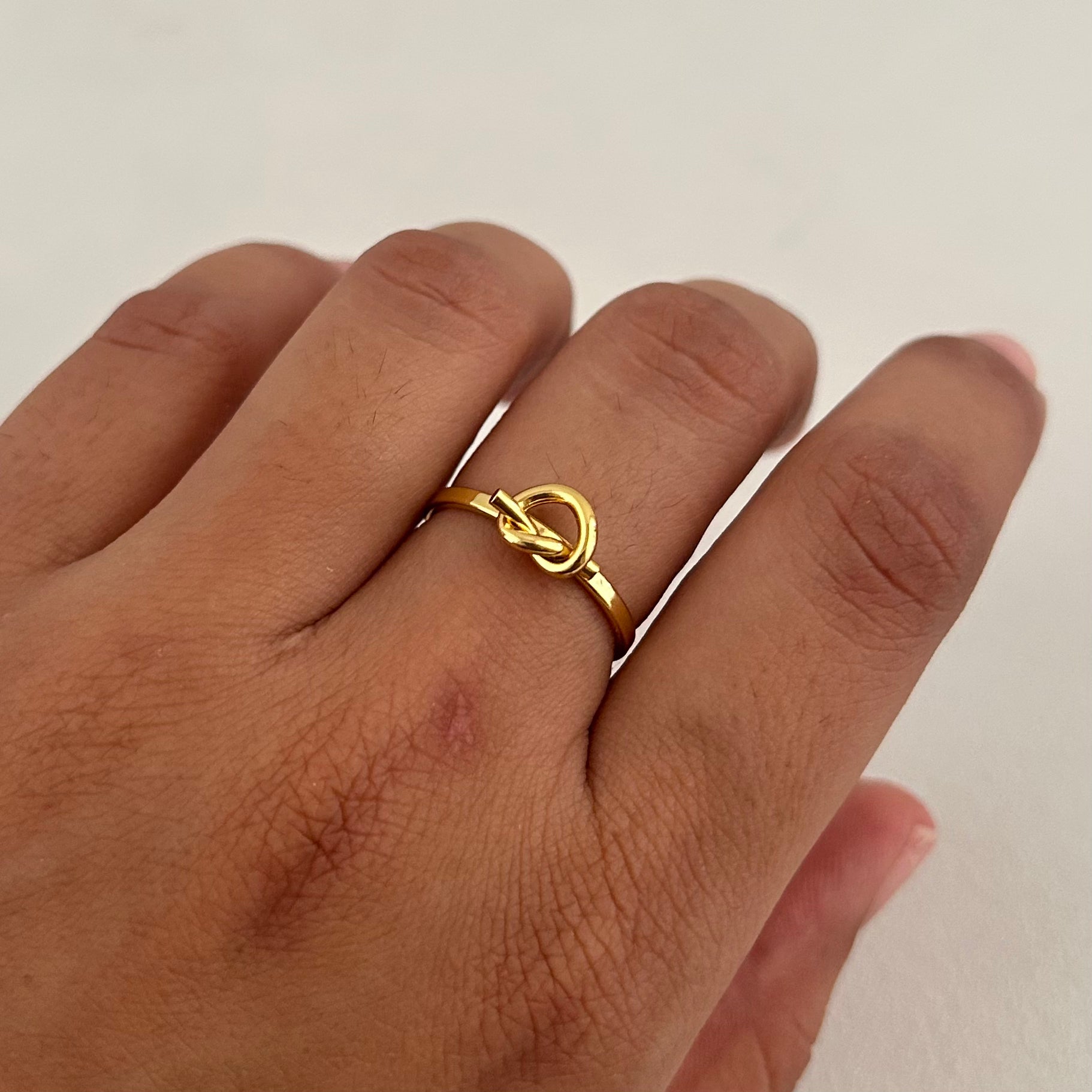 Minimal Knot Gold Ring