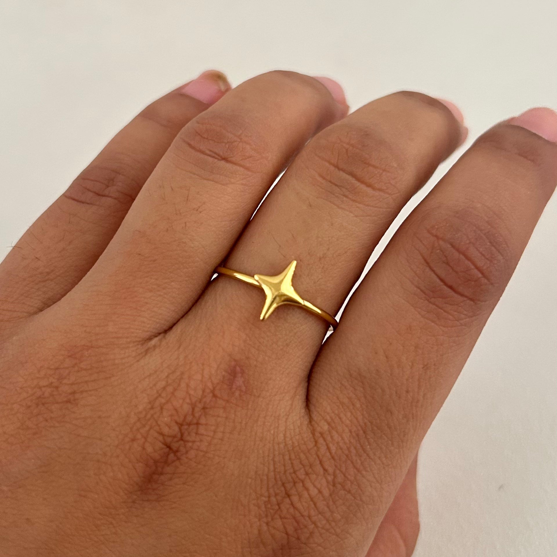 Minimal Star Gold Ring
