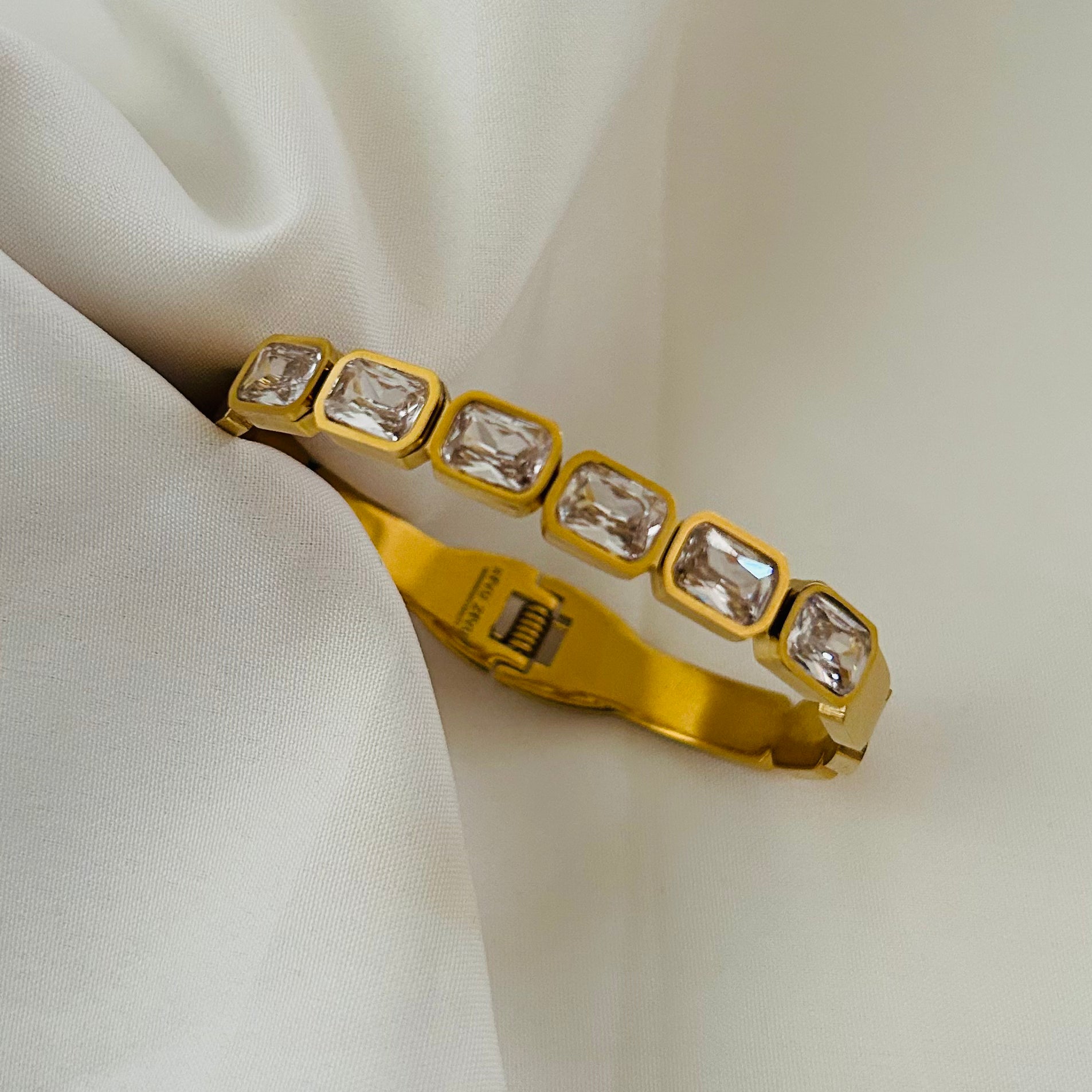Rectangular Crystal Bangle