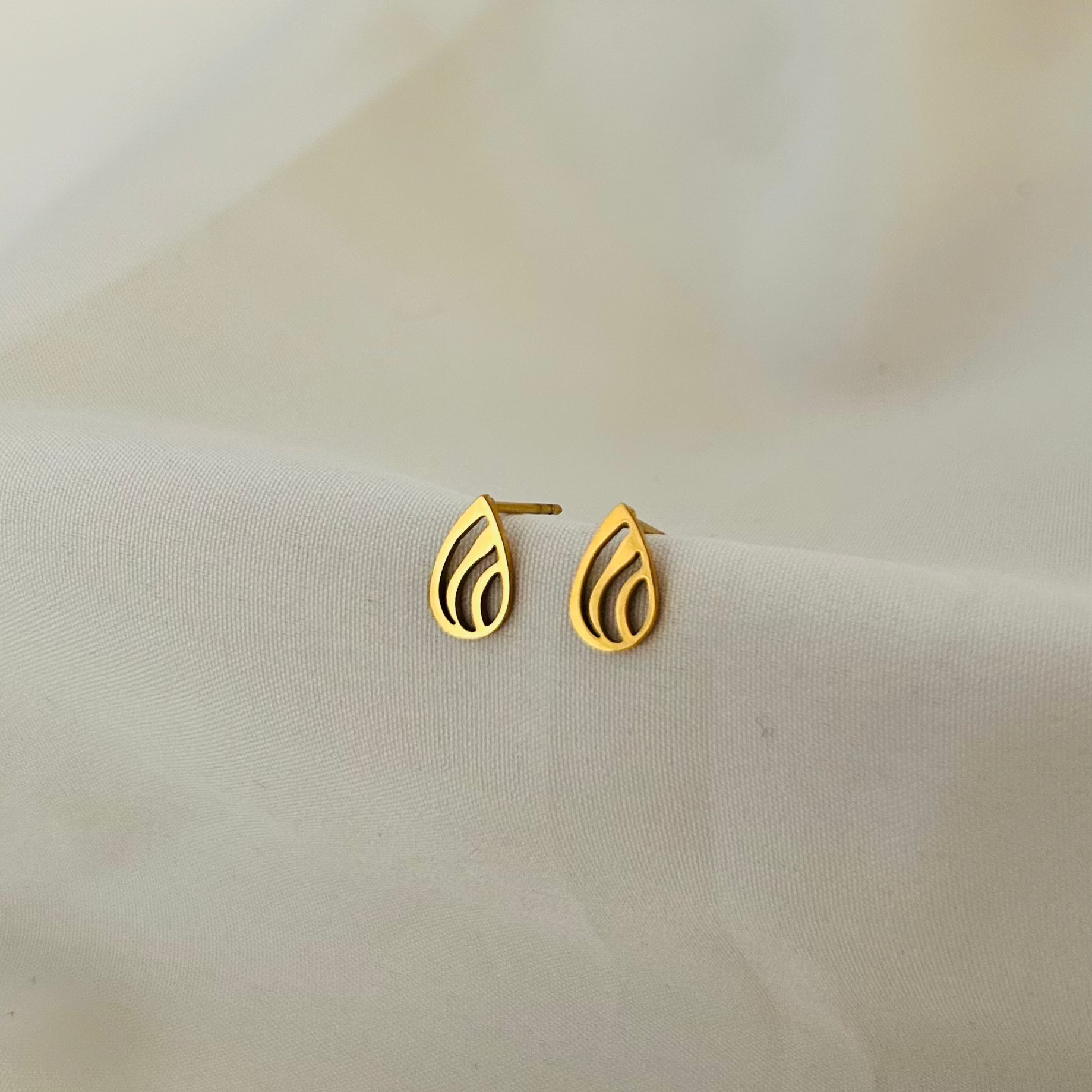Leaf Gold Studs