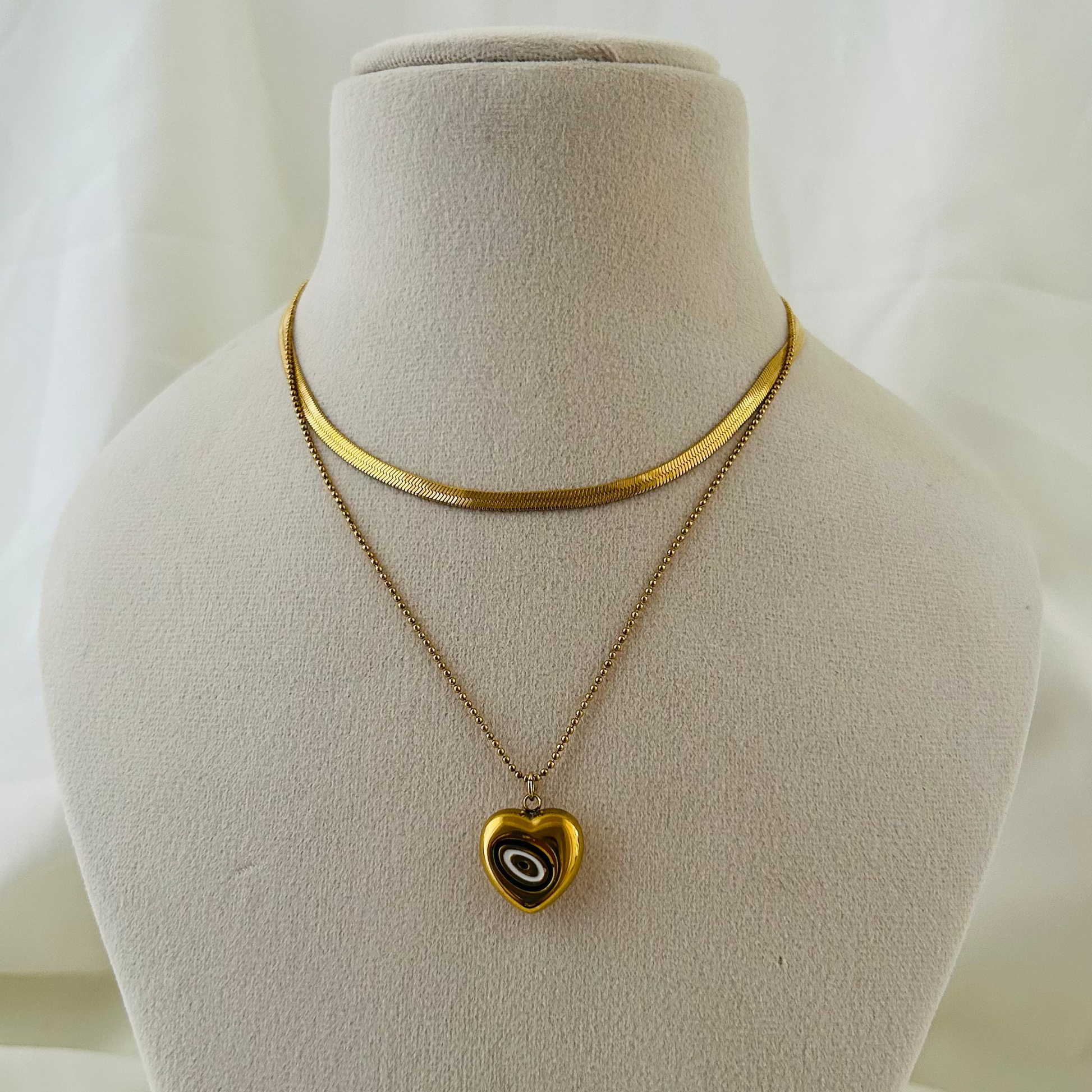 Modern Heart Swirl Pendant Necklace