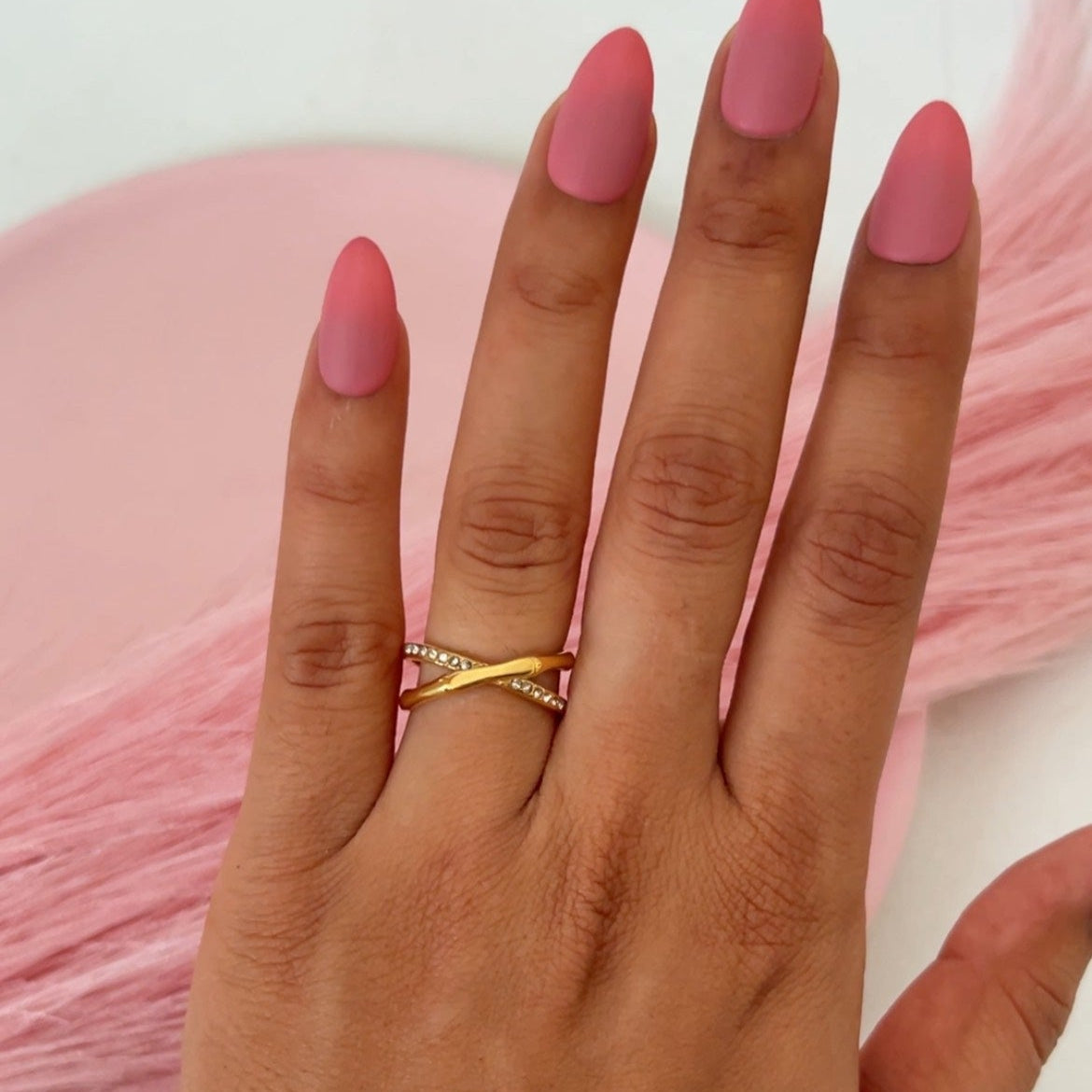 X Luxe Ring