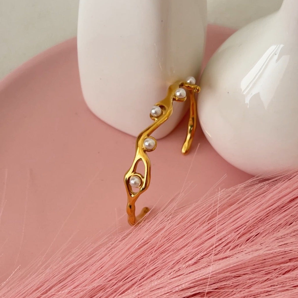 Eterna Pearl Bracelet