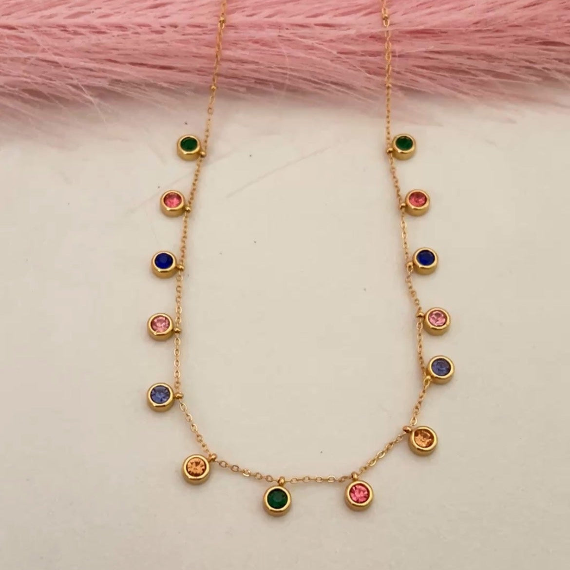 Gleam & Charm Necklace