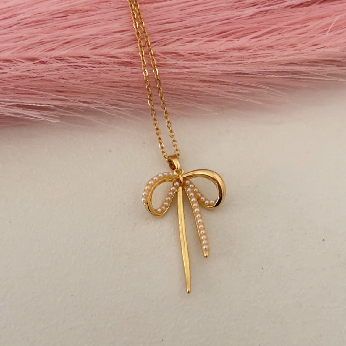 Pearl Ribbon Necklace