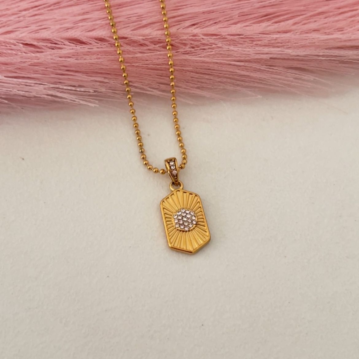 Eternal Gleam Necklace