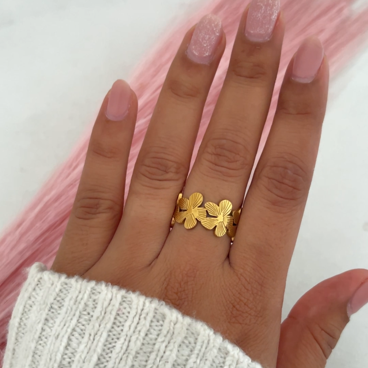 Blossom Line Ring
