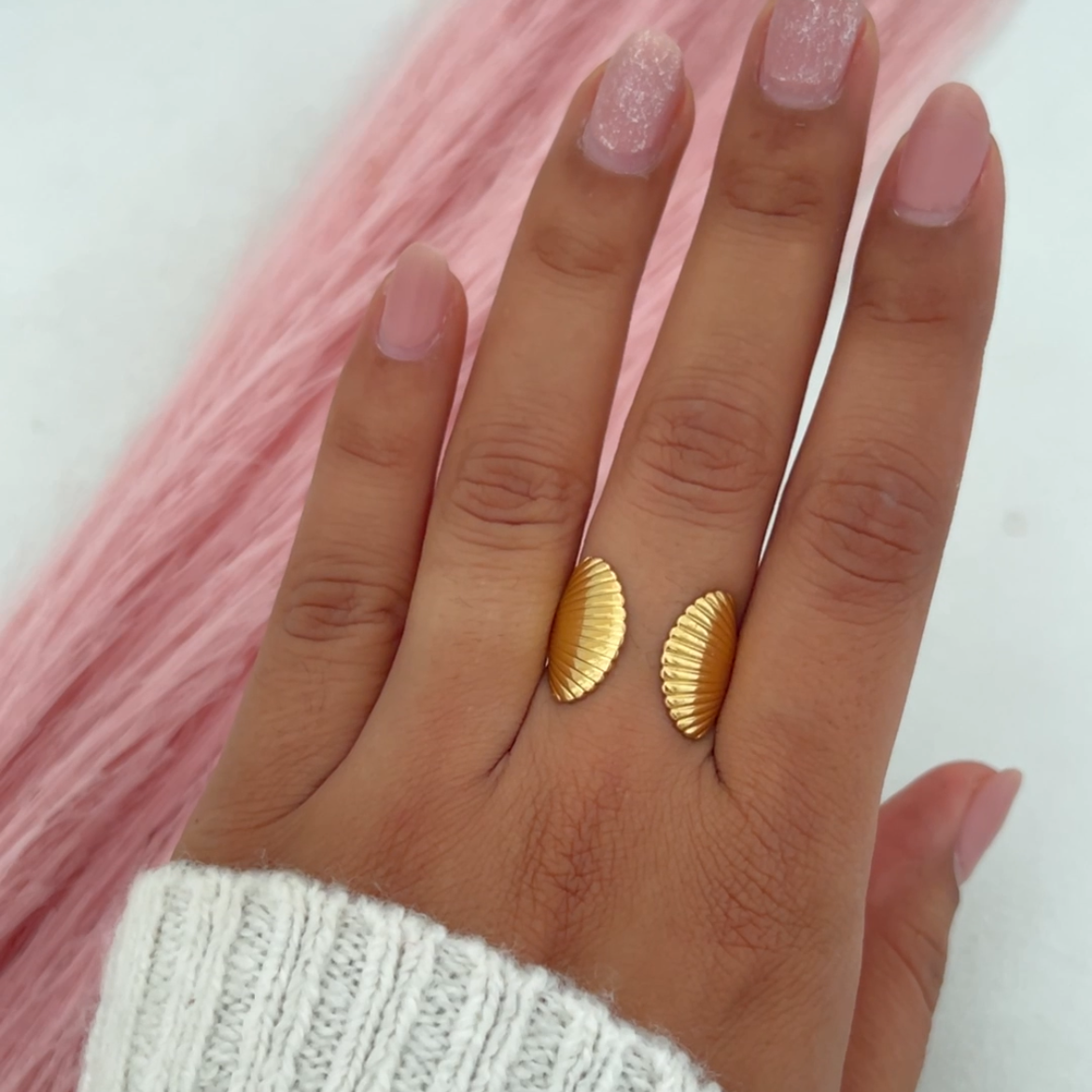 Twin Shell Ring