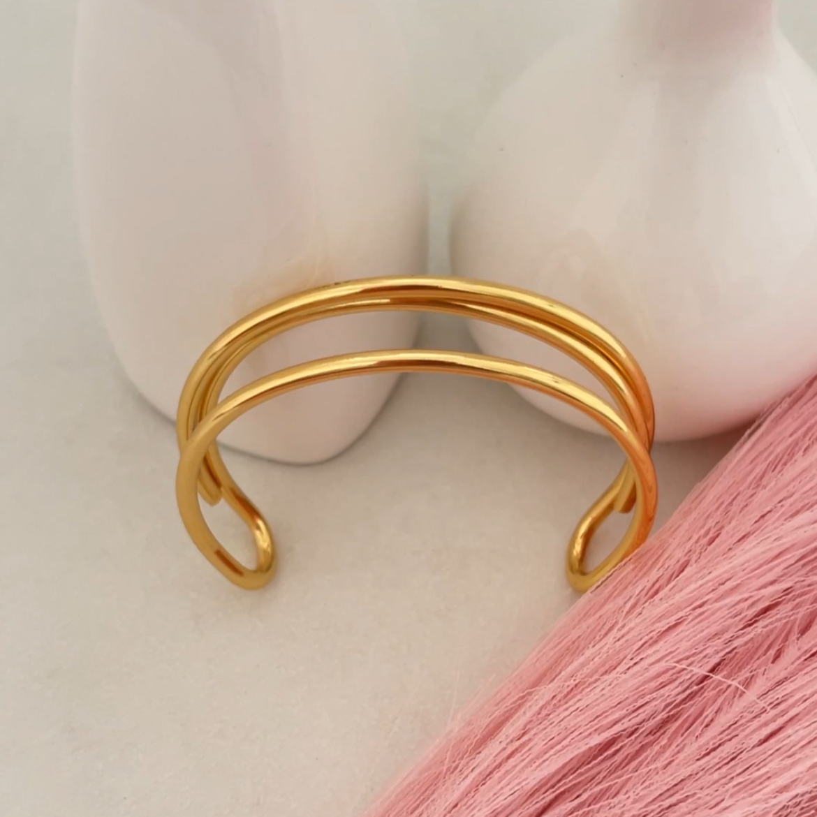 Glow Trendy Bracelet
