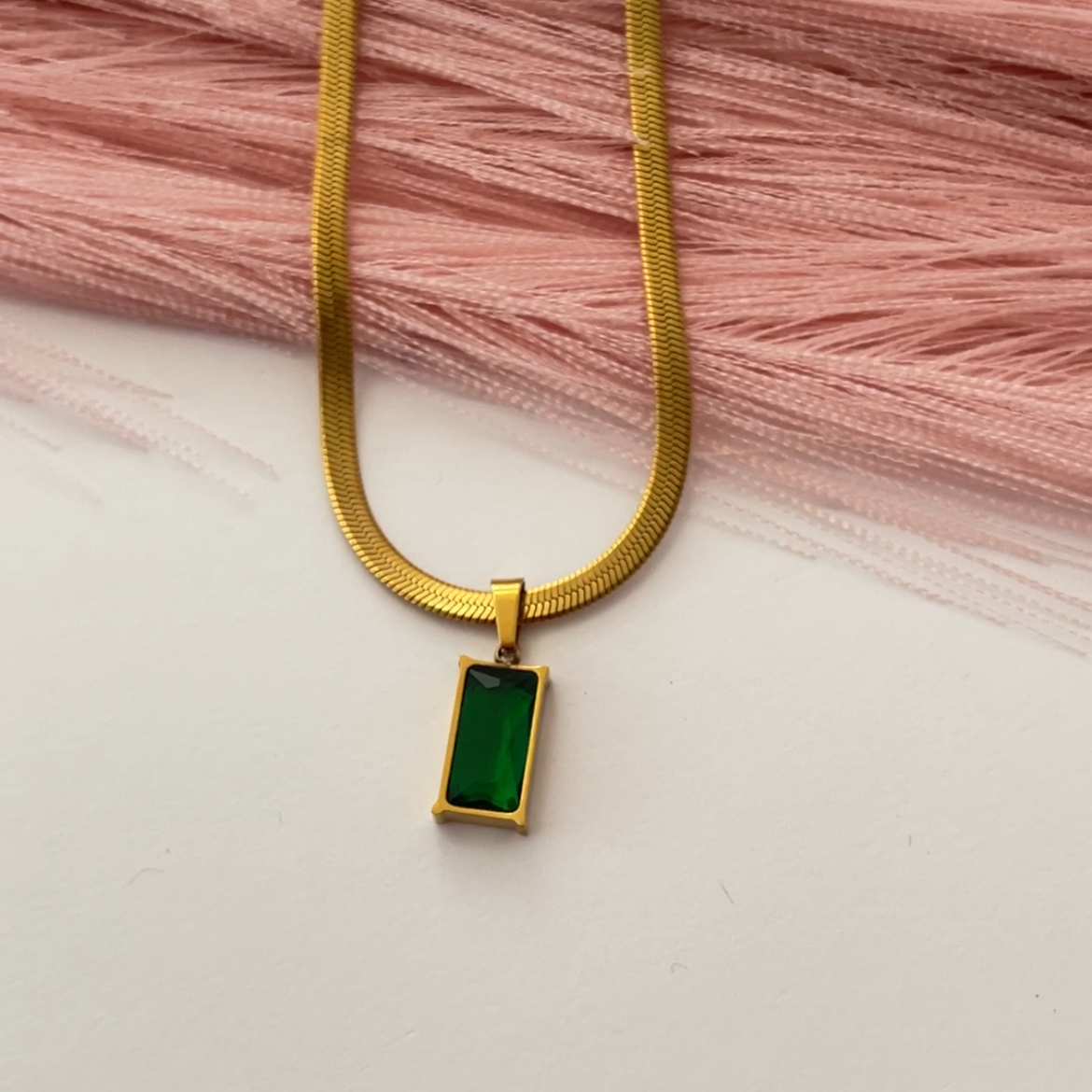 Snake Luxe Emerald Necklace
