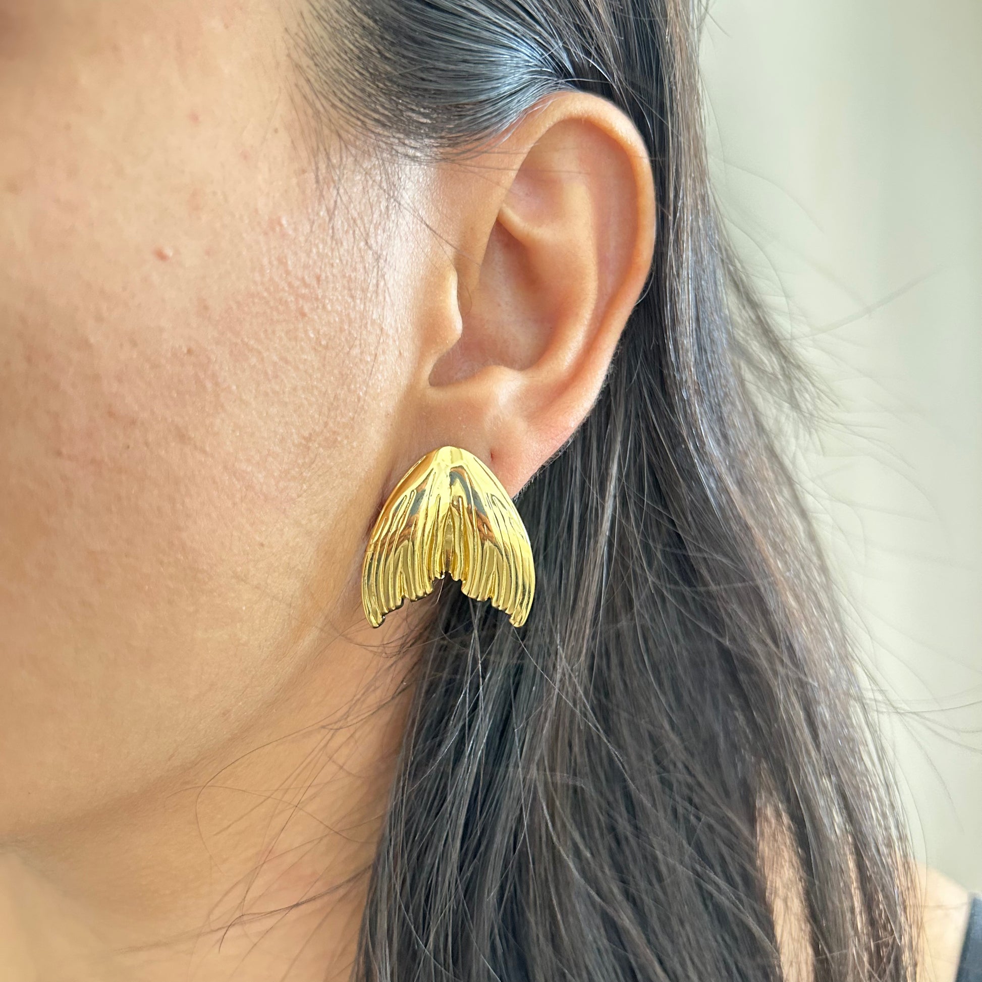 Golden Wave Sculpted Earrings