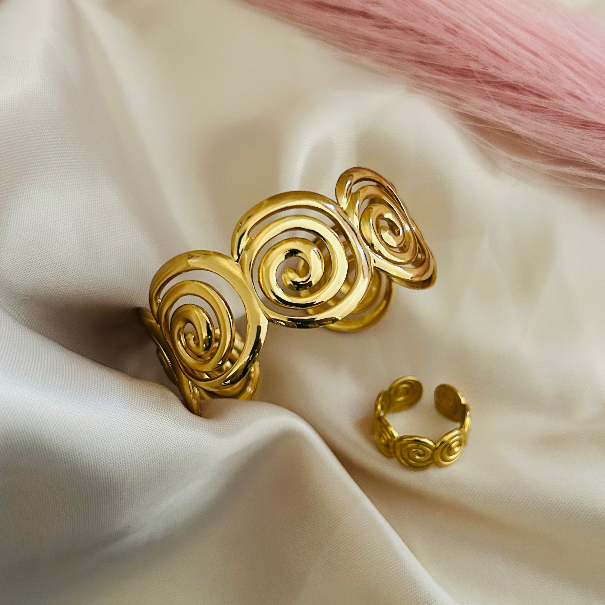 Spiral Bloom Cuff Set