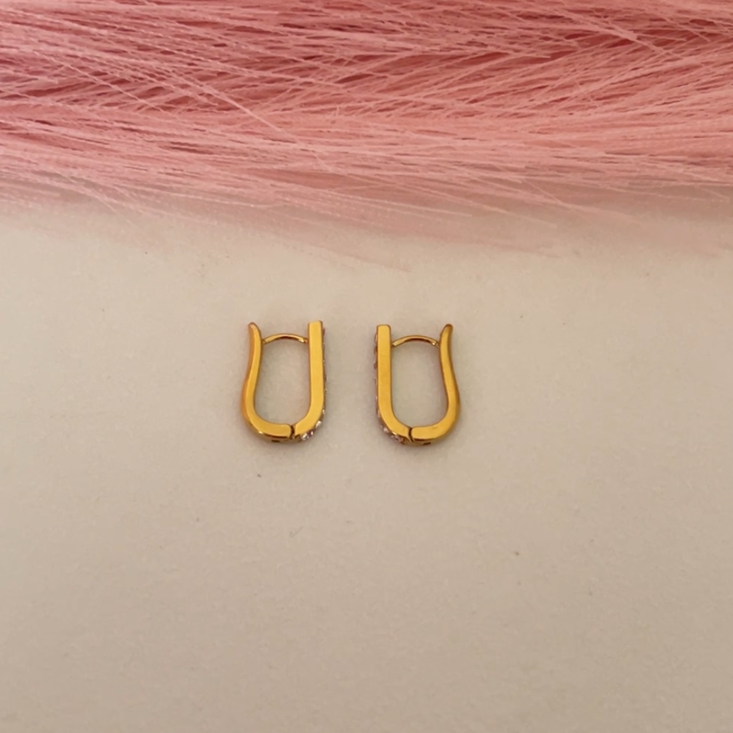 Sleek Line Hoops