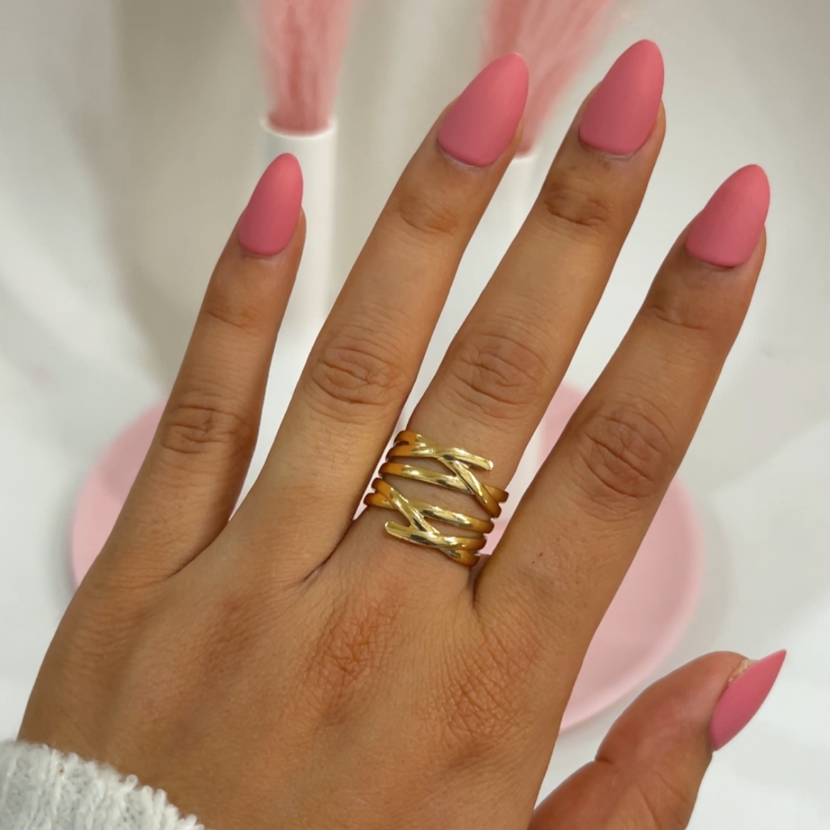 Criss Cross Broad Ring