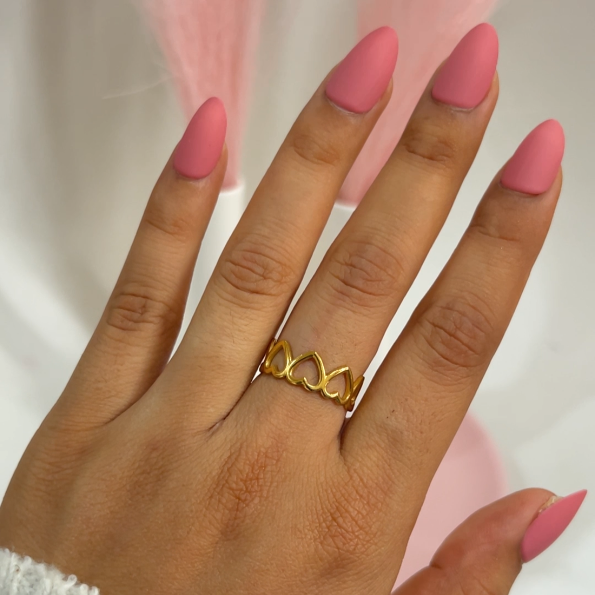 Endless Hearts Ring