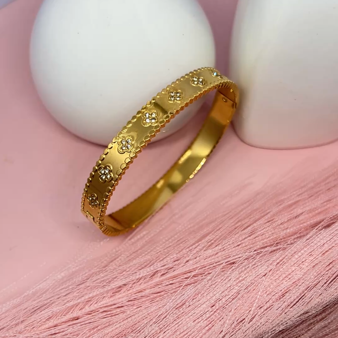 Flora Studs Bangle Bracelet