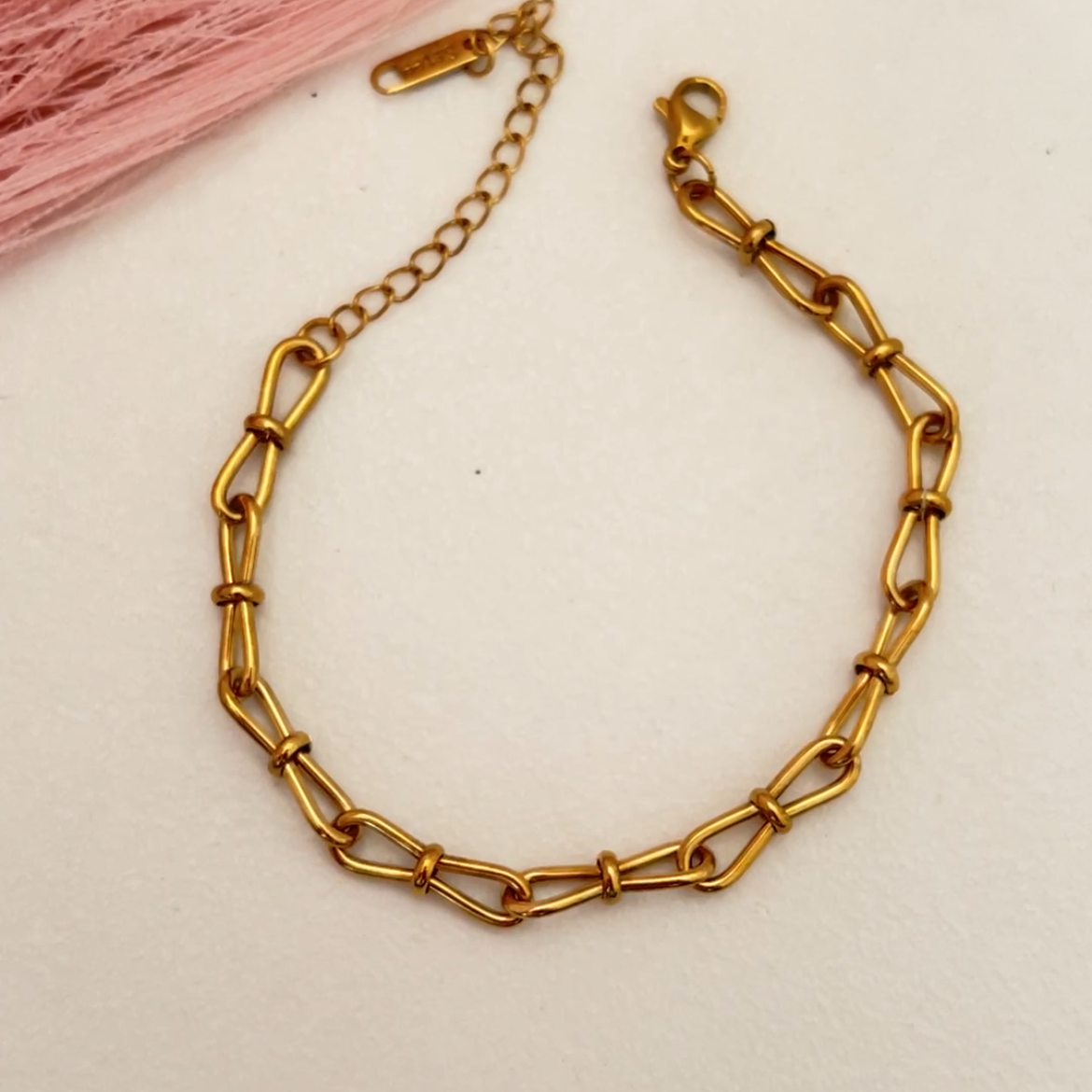 Radiant Link Elegance Bracelet