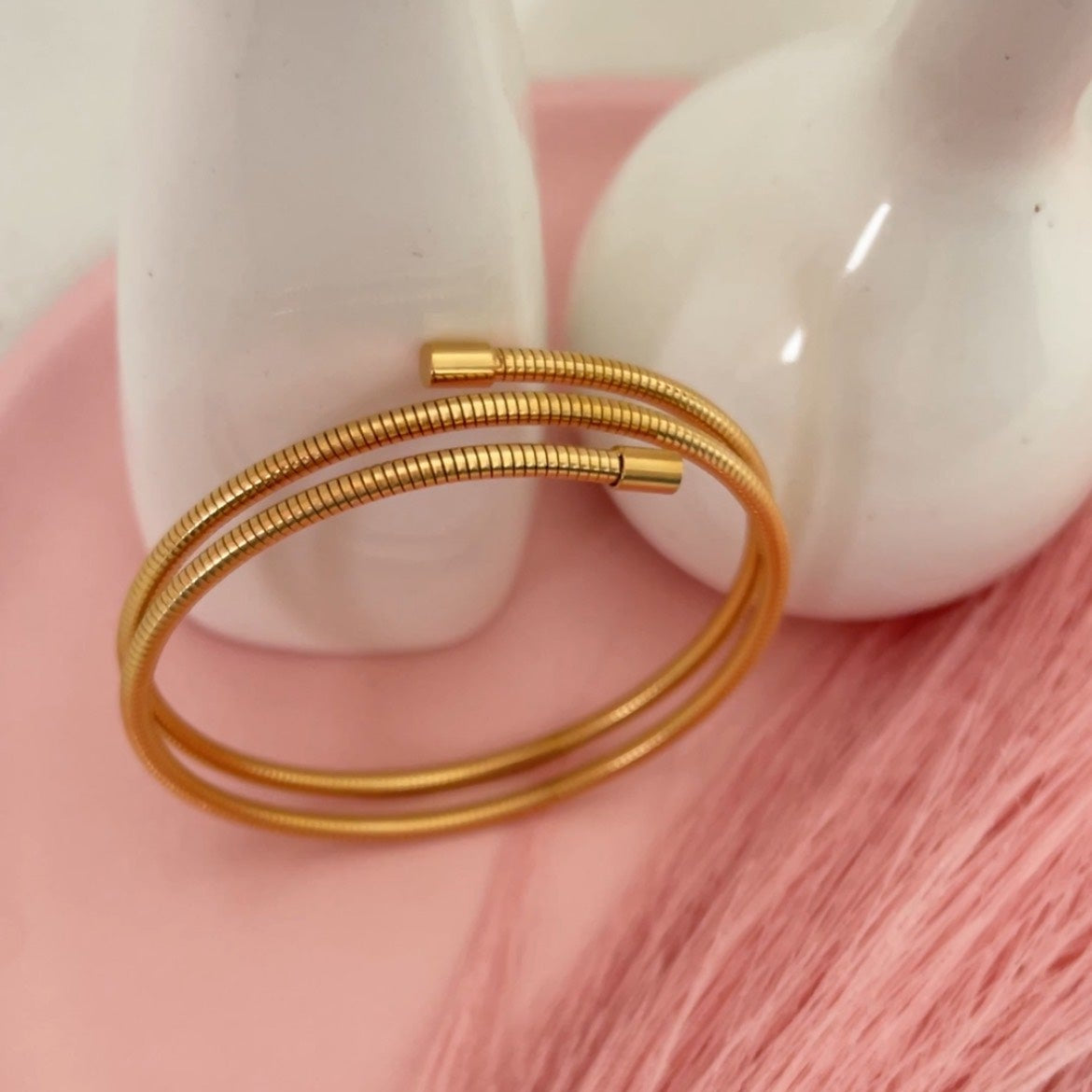 Sleek Loop Bracelet
