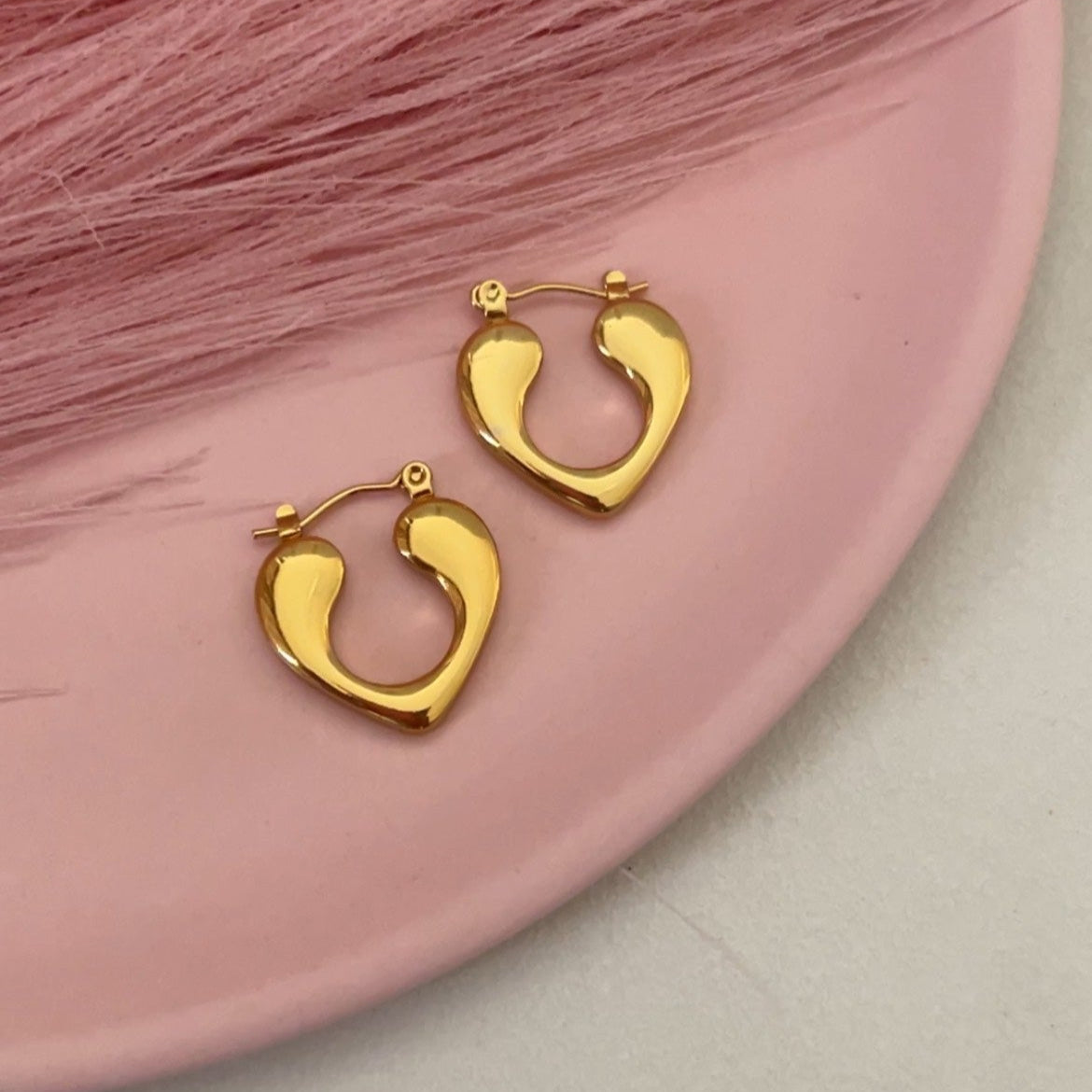 Eterna Hoops