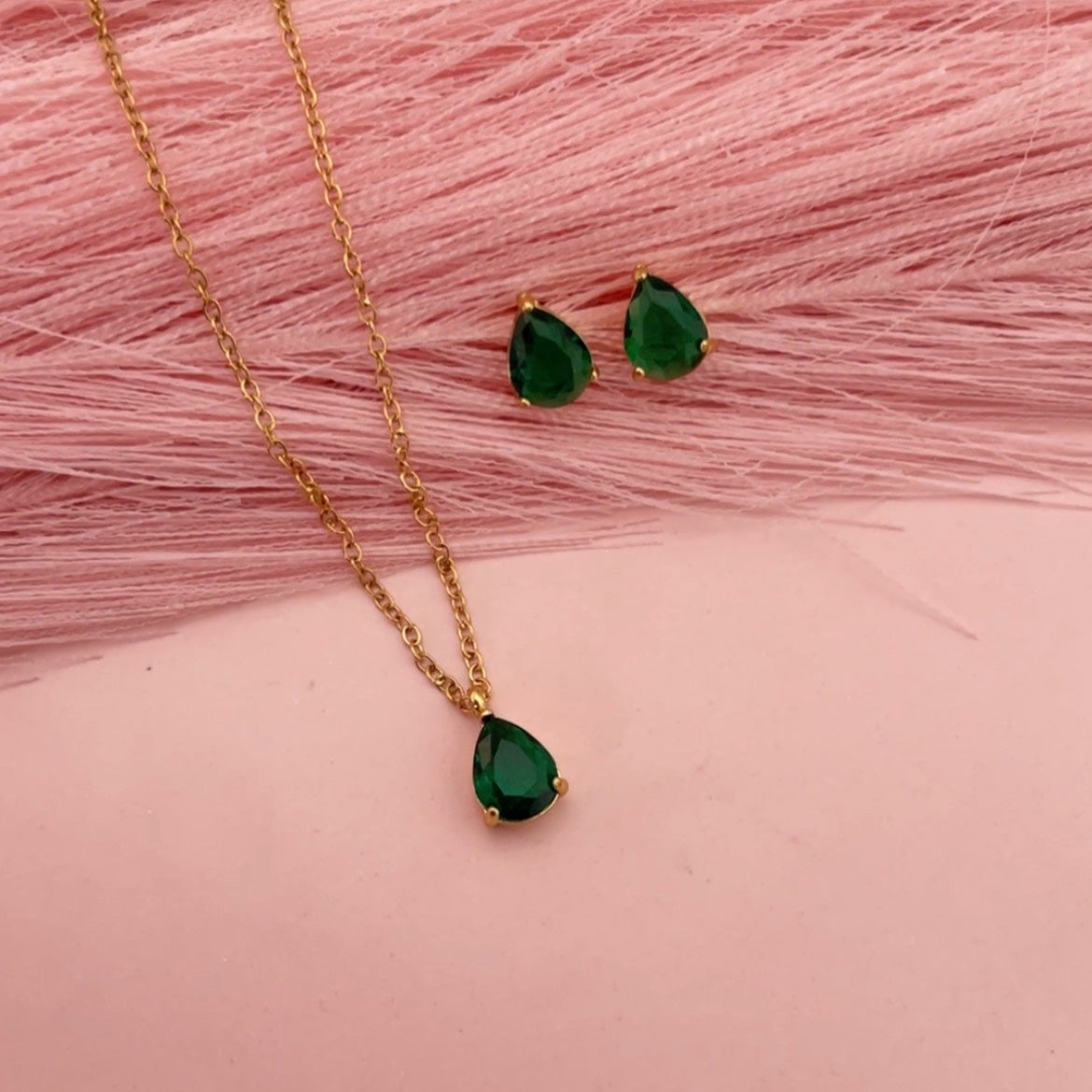 Emerald Dew Set