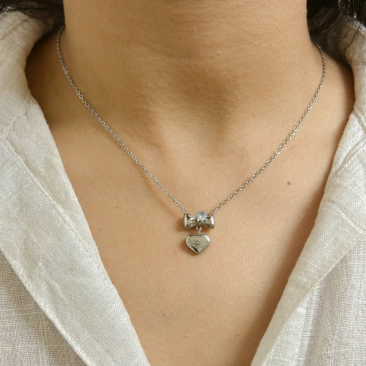 Silver Bow and Heart necklace
